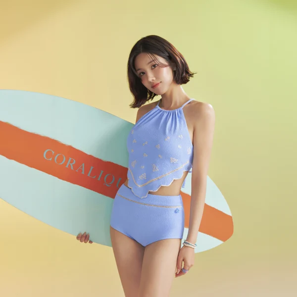 다가오는 여름 준비도<br>코랄리크 X 권은비
