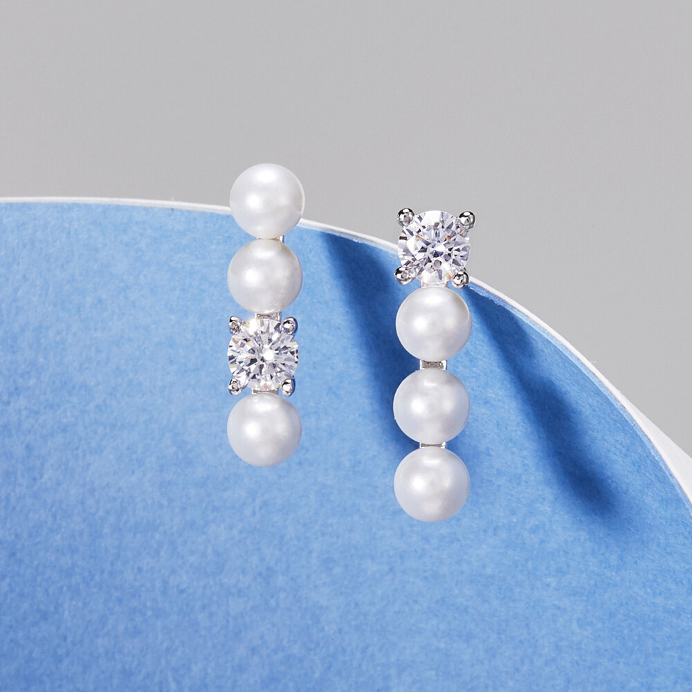 [haesool] 韓国アクセ☆☆YUE4433 Earring 全3色 haesool] 韓国アクセYUE4433 Earring 全3色 haesool] 韓国アクセ