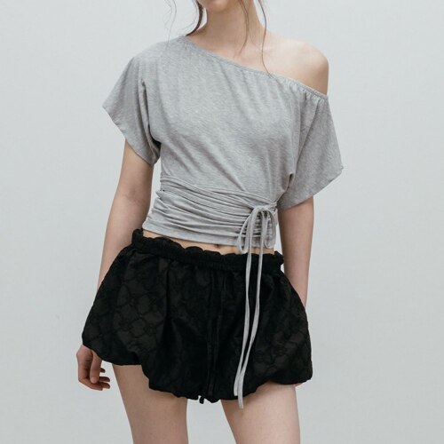 OFF SHOULDER STRAP T-SHIRT / GREY