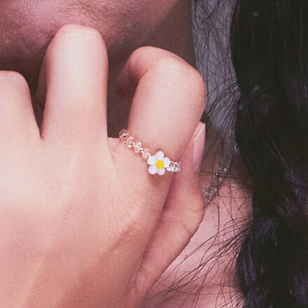 daisy beads-ring