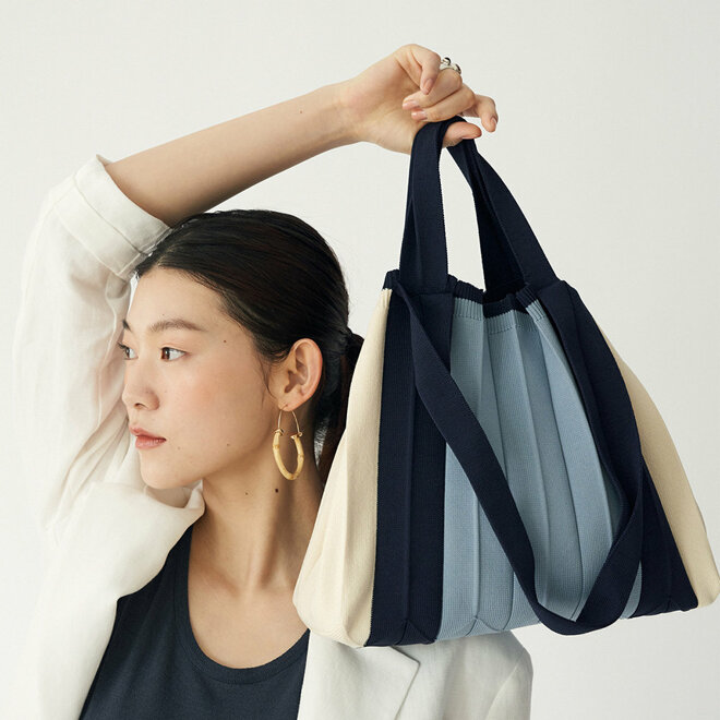 KNIT PLEATS TWOWAY SHOPPER BAG BLUE 单肩包