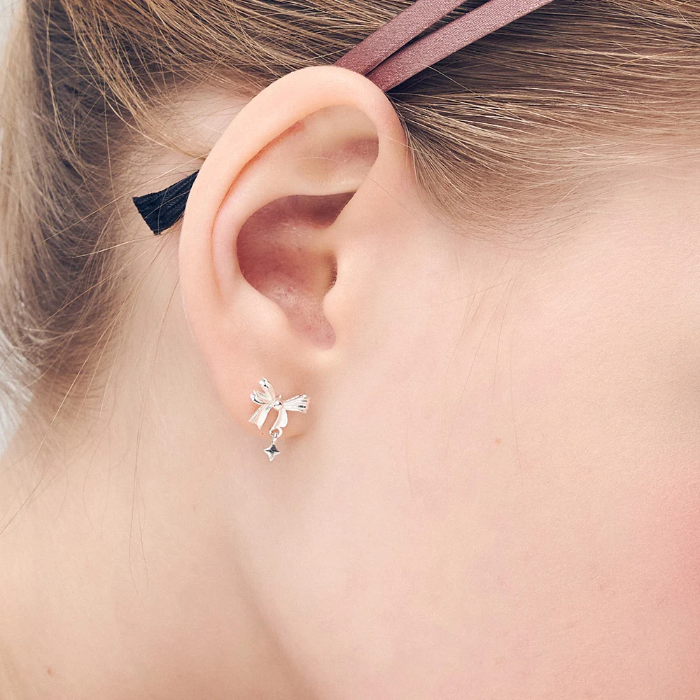 신세계인터넷면세점-다나버튼-earring-#Silver/[925실버] 스파클 리본 스타 피어싱