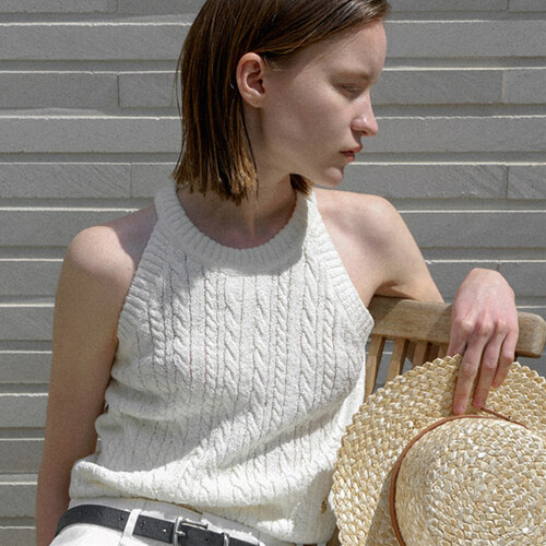 (Z-T-6837)HALTER NECK CABLE KNIT WH F