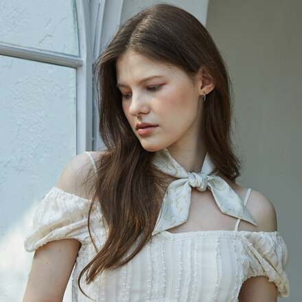 Anamaison Creamy Cloud Silk Twilly Scarf - 围巾