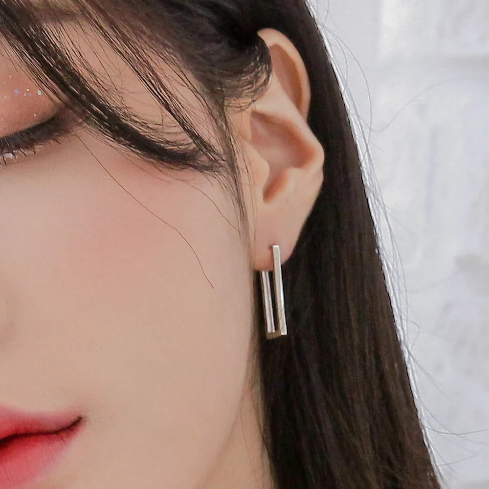 신세계인터넷면세점-밀튼 스텔리-earring-Edge Line Earrings