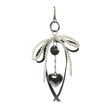 PEARL RIBBON KEYRING