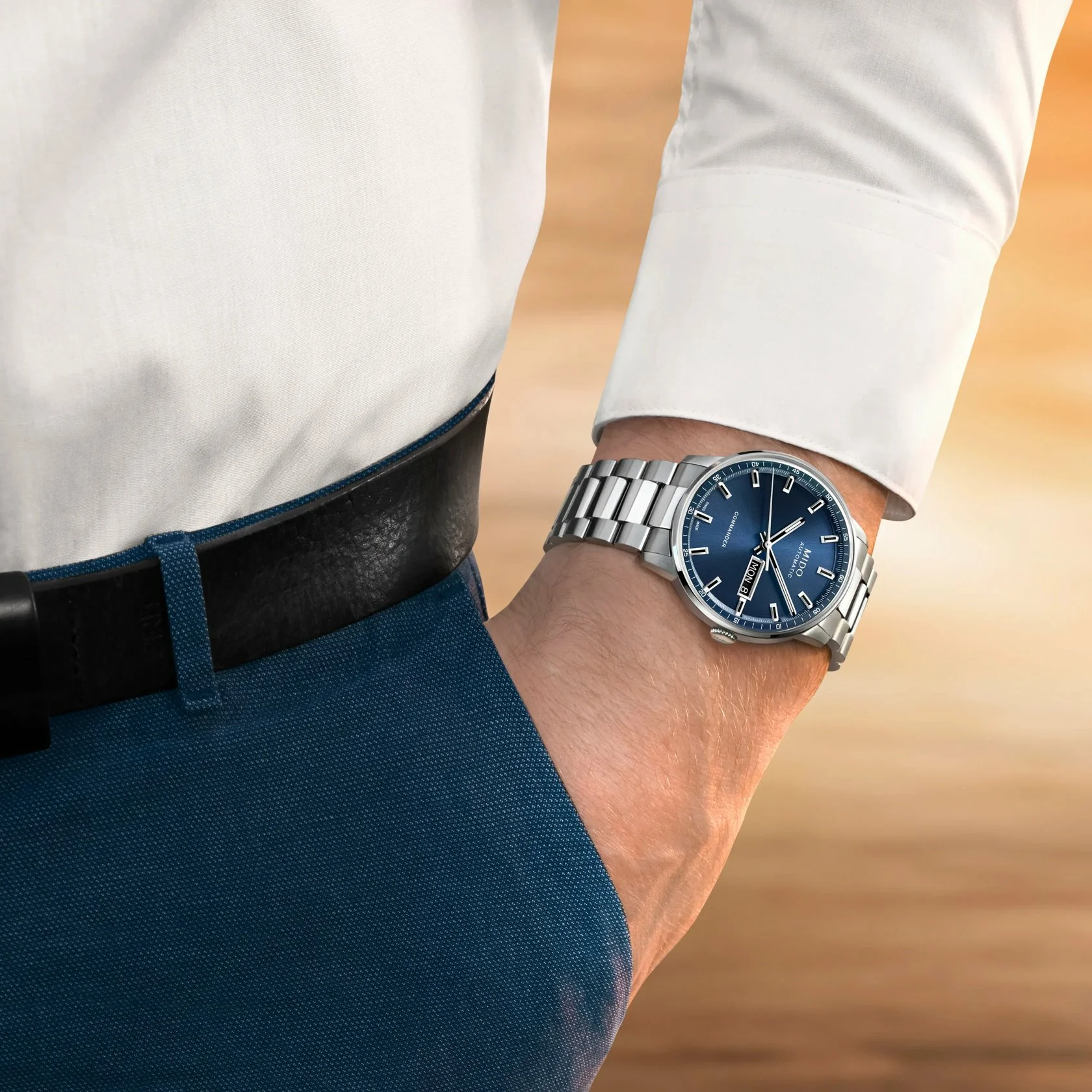 신세계인터넷면세점-미도-mens_watch-M0214301104100 / 커맨더 데이투데이 40mm / 남성