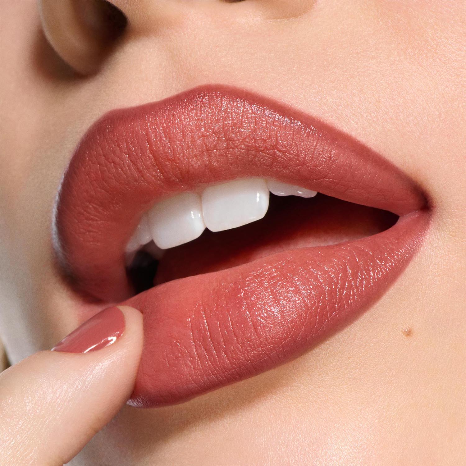 신세계인터넷면세점-맥-립메이크업-LIPGLAZER GLOSSY LINER 립글레이저 글로시 라이너 #WHIRLIN' 0.25g