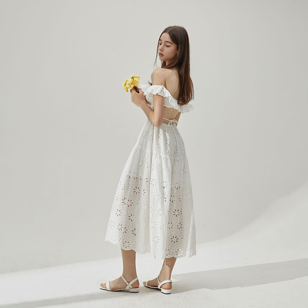 Runnel Punching Long Dress One Size 勒内尔镂空设计长连衣裙 - 均码