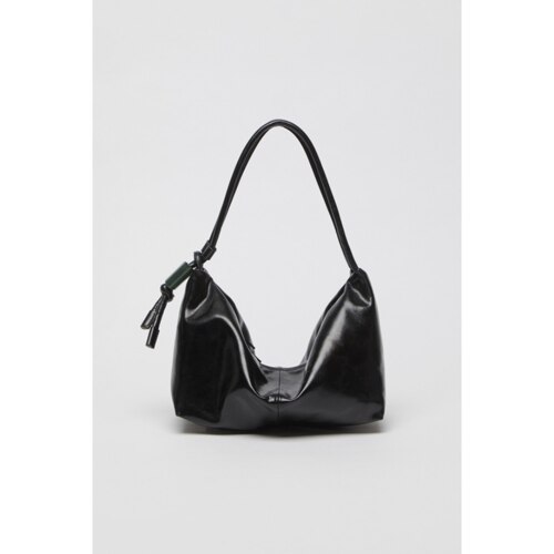 Ridge shoulder bag(Glossy crack black)