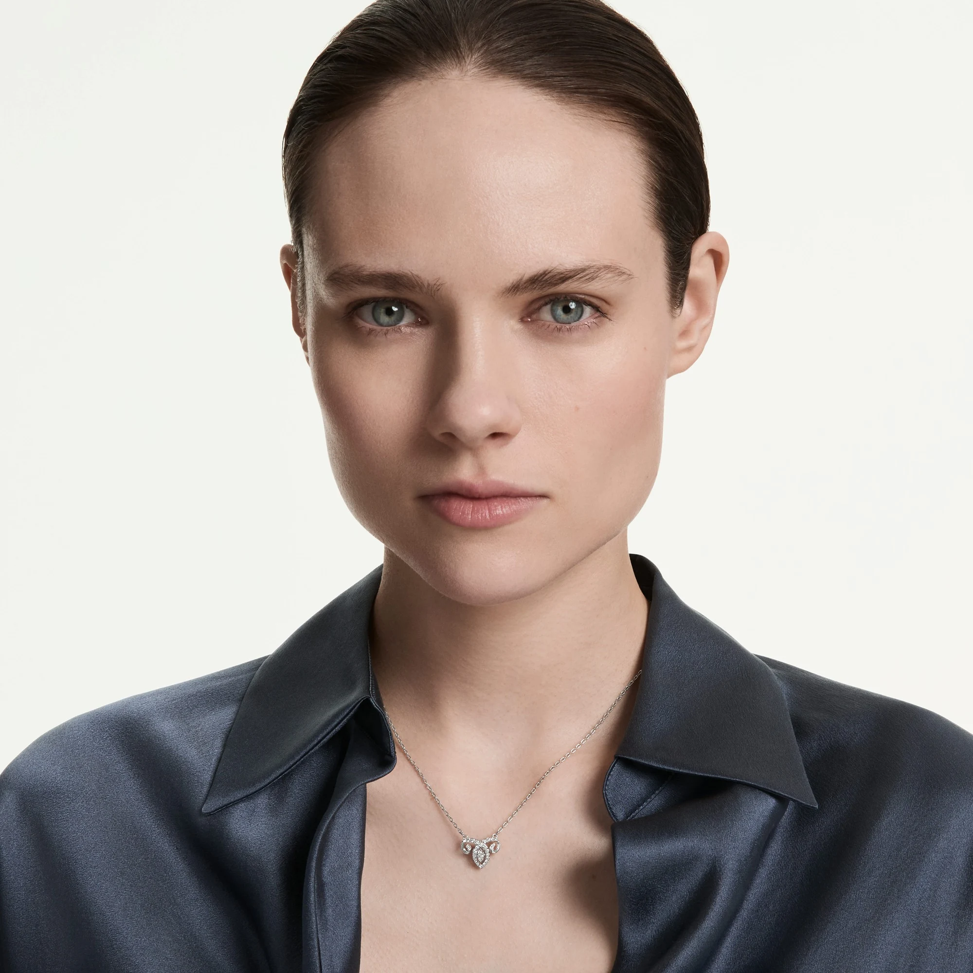 신세계인터넷면세점-스와로브스키-necklace-CHINESE ZODIAC:PEND DC MARQUIS WHI/RHS
