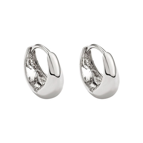 Deux.silver.82 / pigling earring (silver)