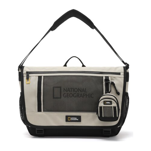 N265ACR010_070_000 Patch Messenger Bag 16