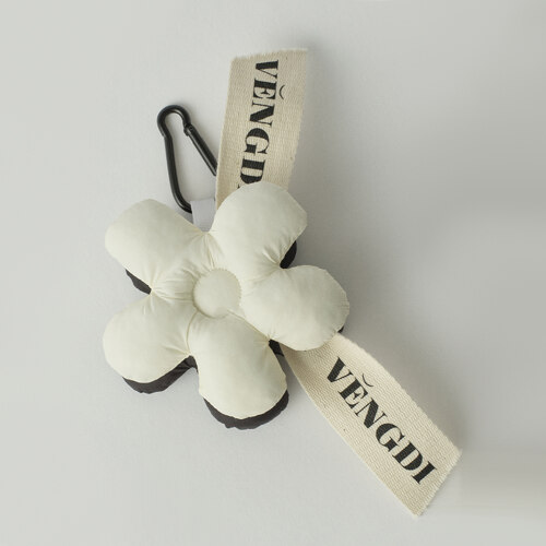 Padded Flower Keyring_White