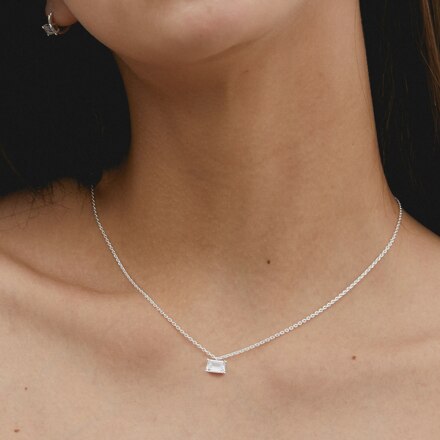 square necklace - white