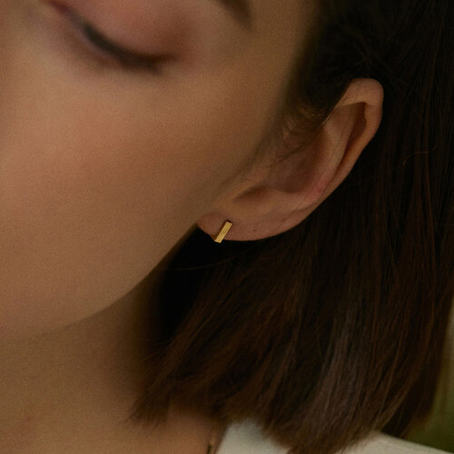 14k basic bar Earring [gold]