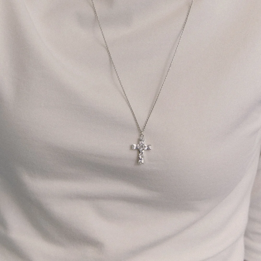 신세계인터넷면세점-저스트러버-necklace-Eternal Cross Cubic Necklace
