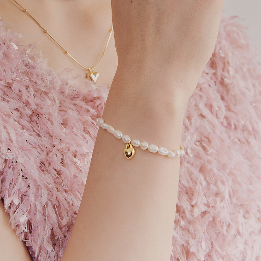 韓国発【ENGBROX】glorious pearl bracelet / 追跡送 韓国発【ENGBROX】glorious pearl bracelet / 追跡送 (ENGBROX