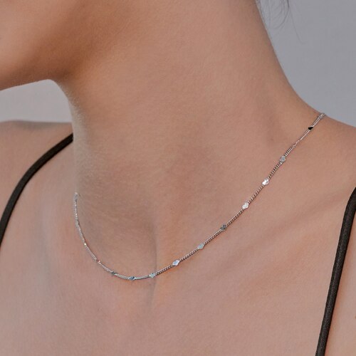 [Worn by LE SSERAFIM Kazuha, Red Velvet Joy] Heart Chain Necklace: White (项链)