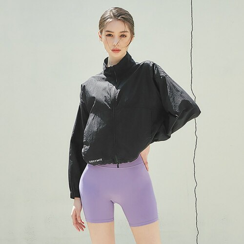 XA5377G Hiker Crop Windbreaker Black