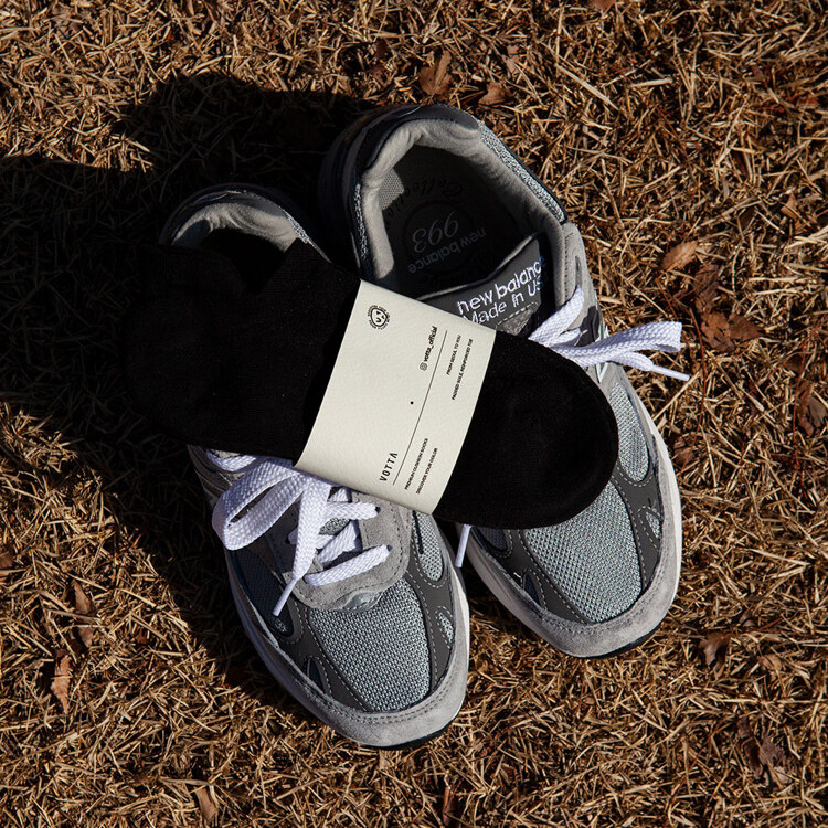 韩际新世界网上免税店-VOTTA-时尚配饰-Cushion Sneakers, 2 pairs - Black [size M]