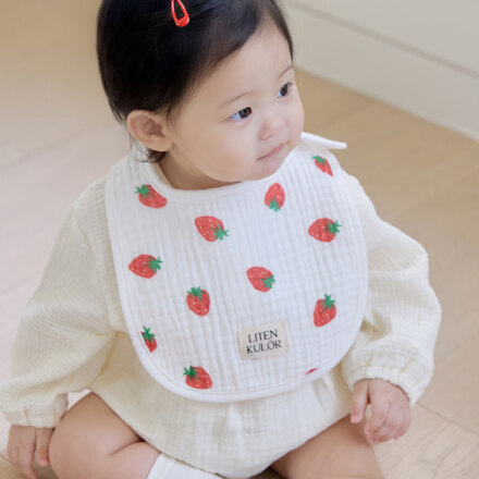똑딱이 거즈빕 턱받이 딸기