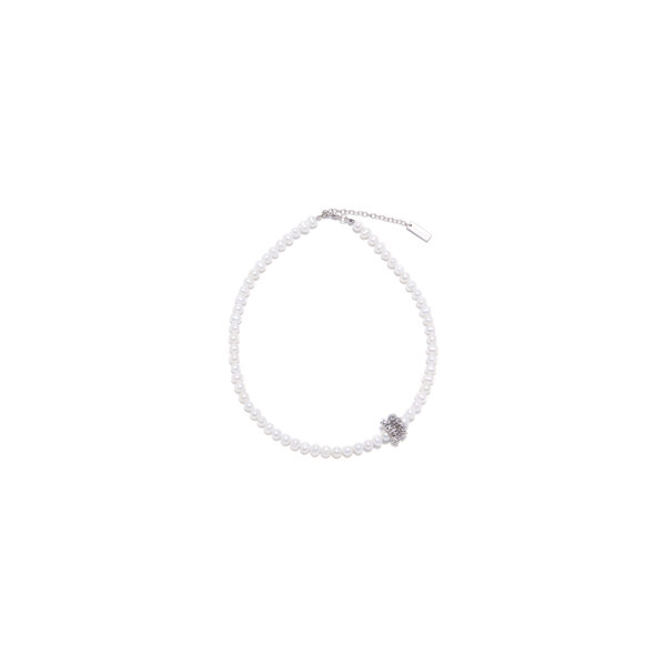신세계인터넷면세점-포트레이트리포트-necklace-Broken Statue Pearl Necklace