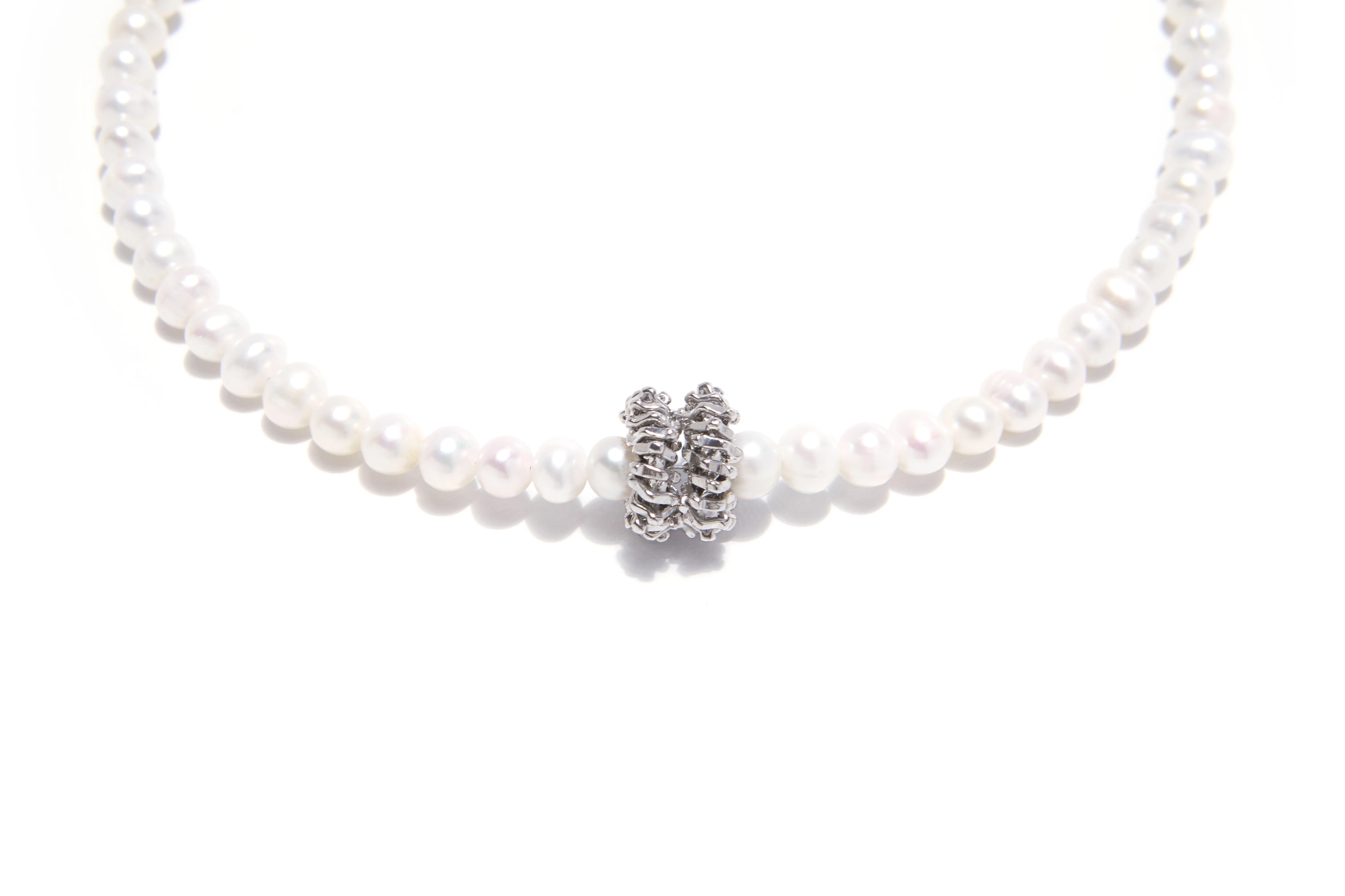 신세계인터넷면세점-포트레이트리포트-necklace-Broken Statue Pearl Necklace
