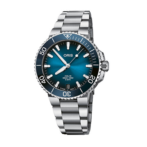 Aquis Date Calibre 400 手表（男款）