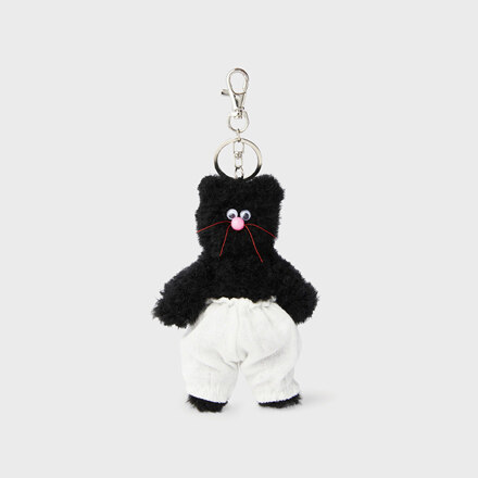 MNH Beulpingi Keyring with White Pants