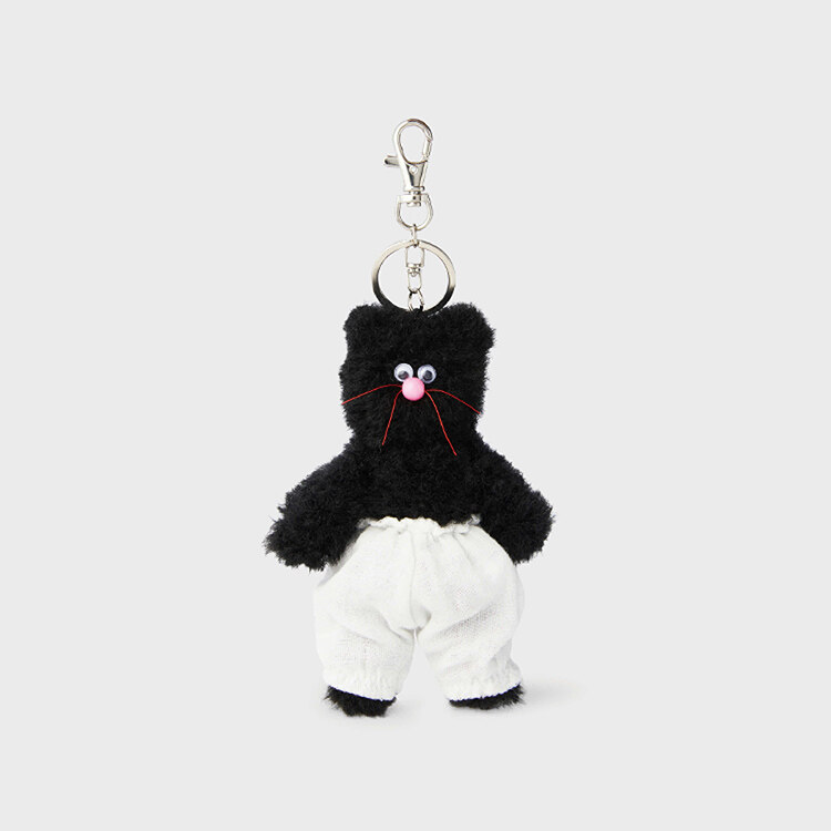 MNH Beulpingi Keyring with White Pants