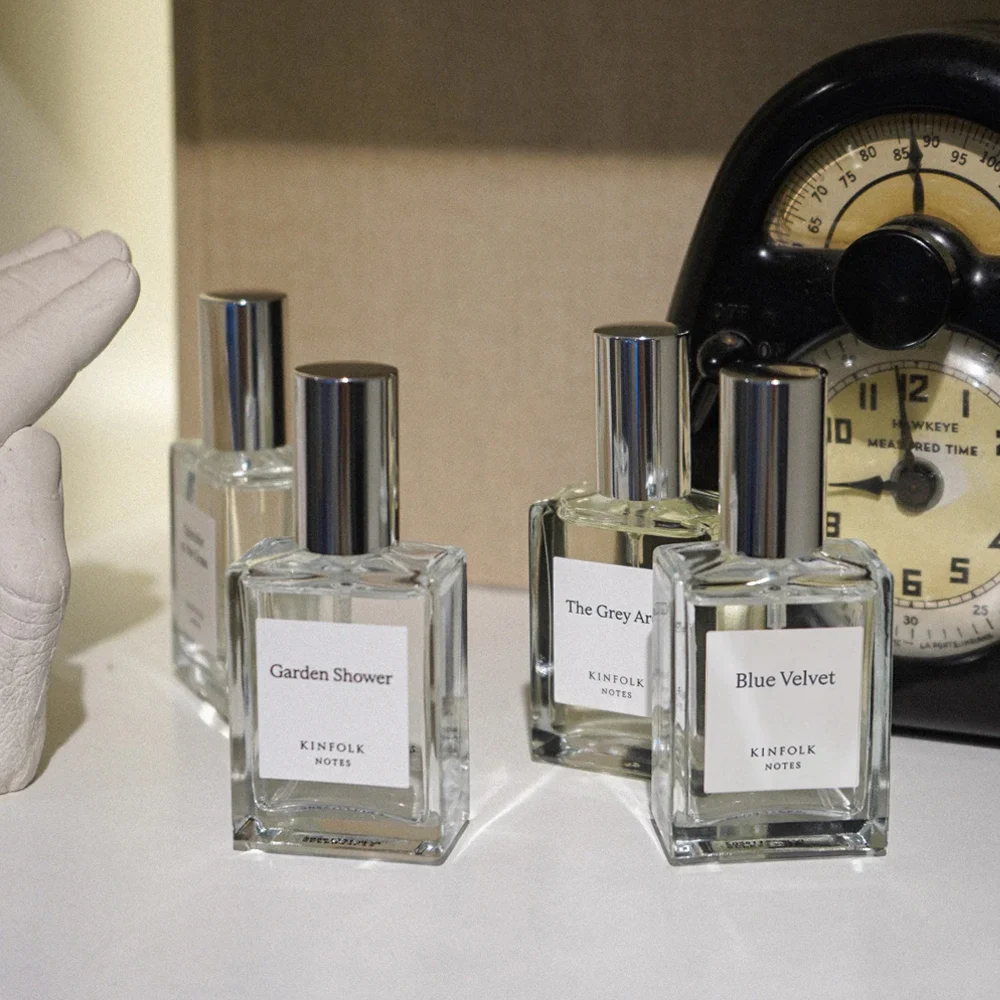 신세계인터넷면세점-킨포크 노츠-perfume_for_man-EDP 블루 벨벳 (캐시스 플로럴) 30ml