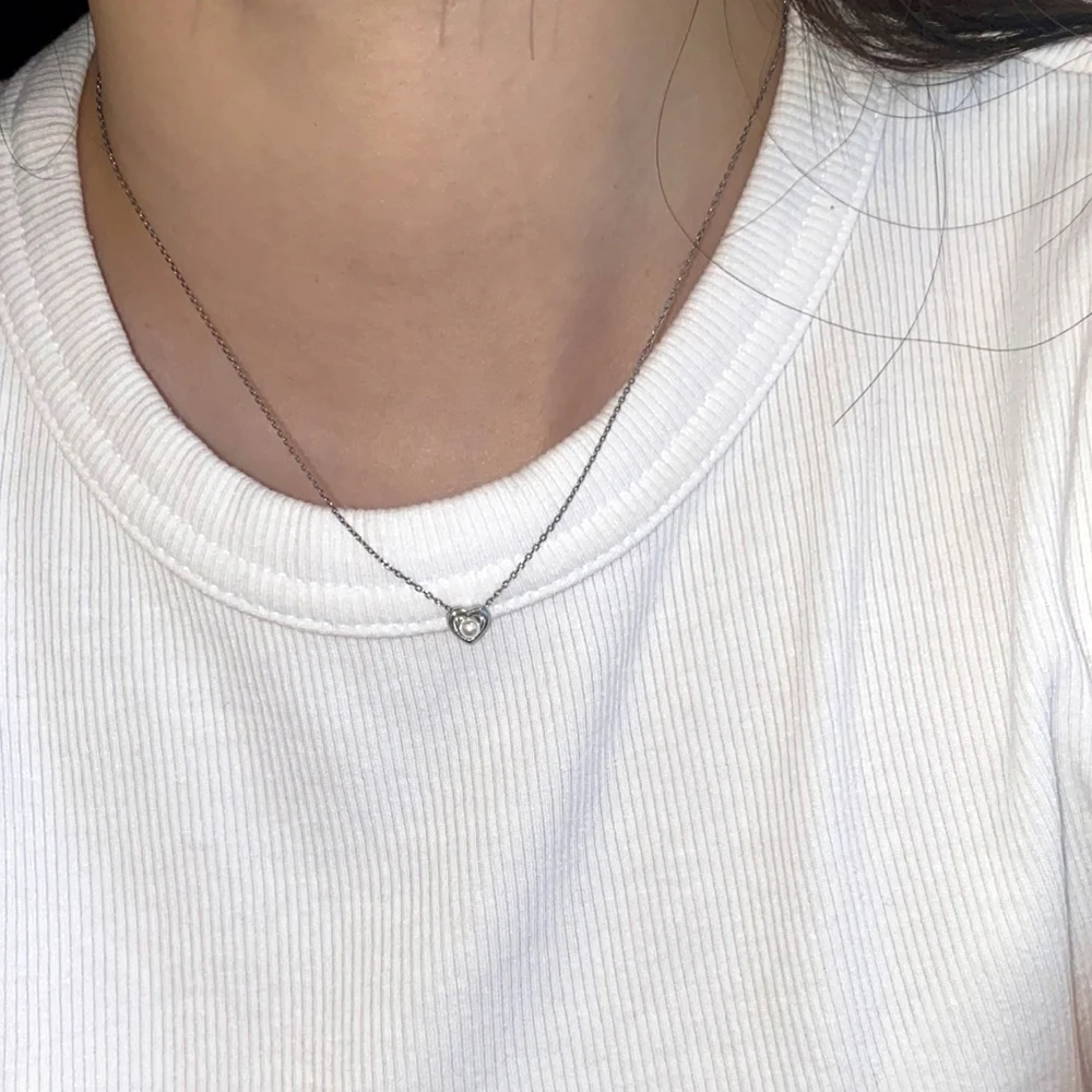 신세계인터넷면세점-누누핑거스-necklace-베이비 하트 펄 네크리스 (목걸이)
