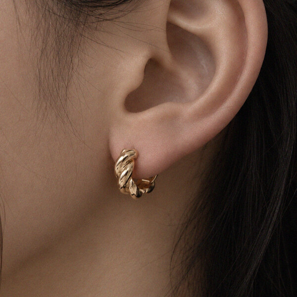 신세계인터넷면세점-밀튼 스텔리-earring-Pumping cloud Earrings