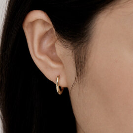 Gold oval Earrings