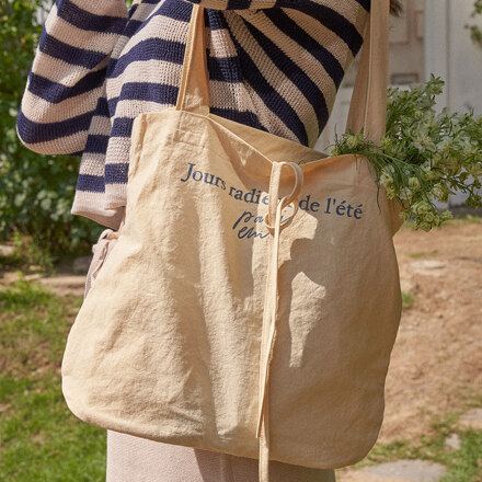 la Magie Shoulder Bag (Vanilla)