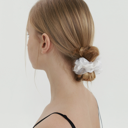 mesh layered scrunch - white