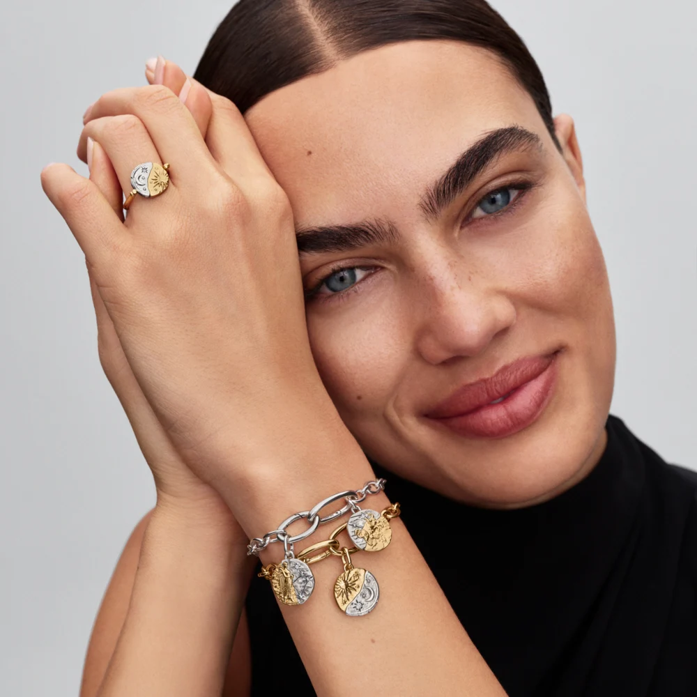 신세계인터넷면세점-판도라-bracelet-토러스 조디악 메달리온 참 - 황소자리 (4/20~5/20)