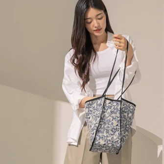쇼퍼 플라워 호피 프린트 에코백 v2