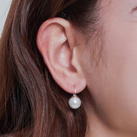 silver pearl point-earring