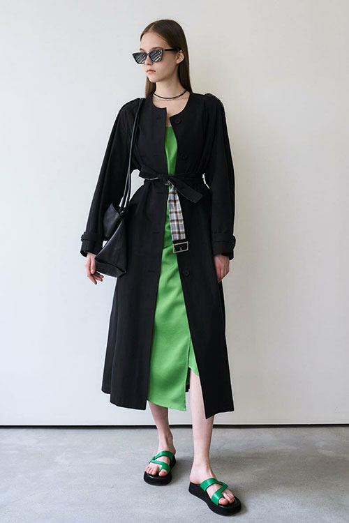 [마론 에디션] 22 Spring_ Black No Collar Trench Coat_middle_black