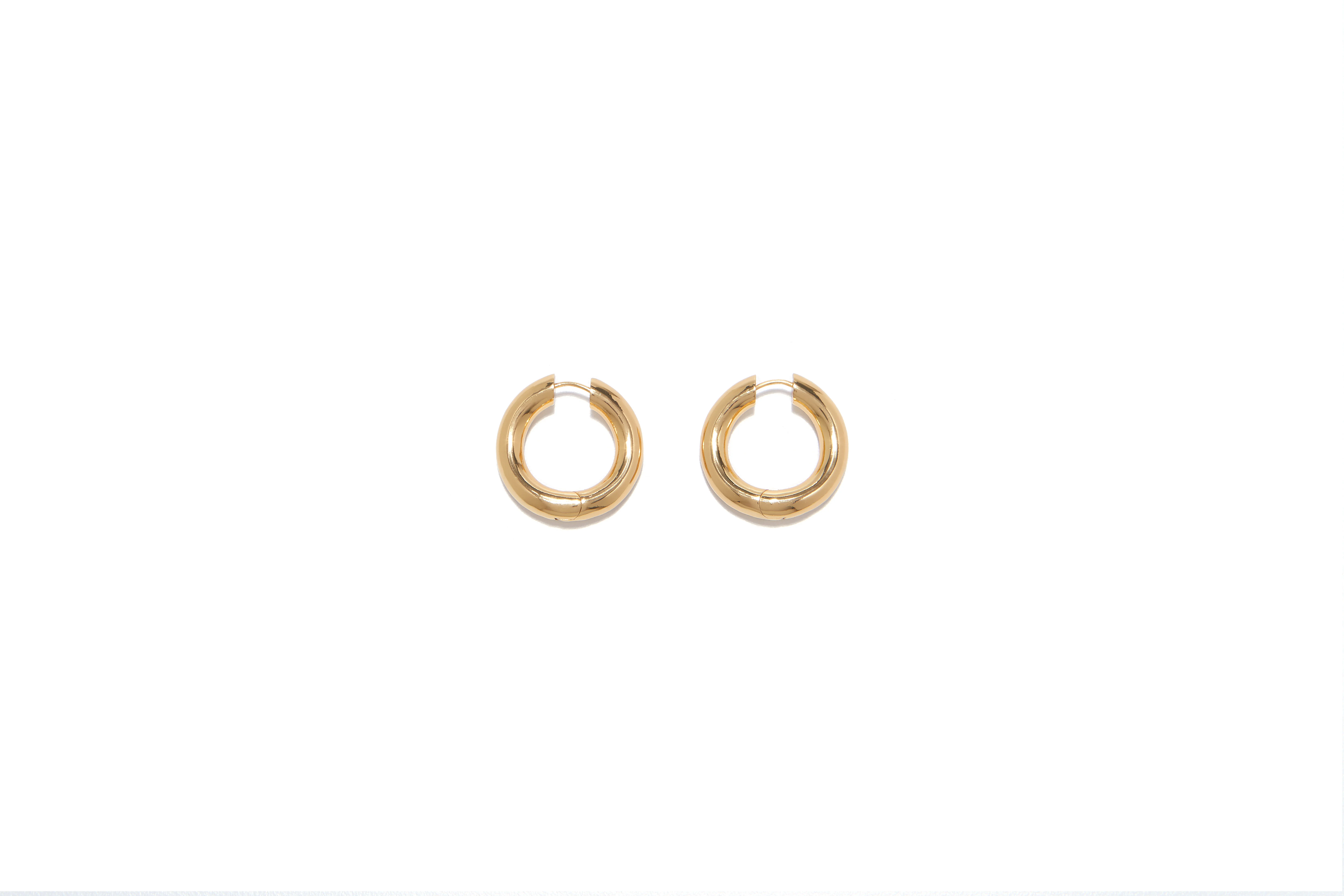 신세계인터넷면세점-포트레이트리포트-earring-Twist Ring Large Earring Gold