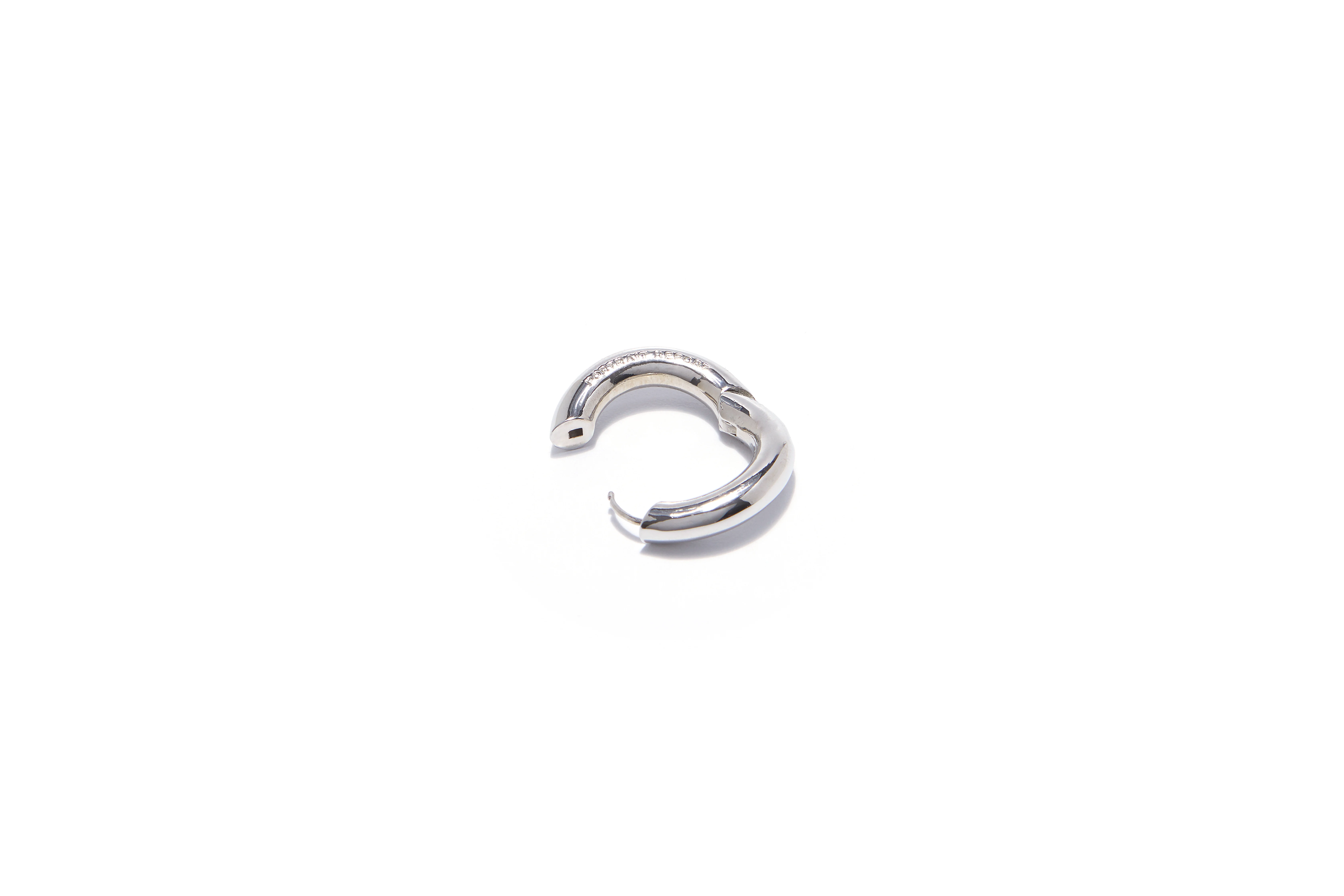 신세계인터넷면세점-포트레이트리포트-earring-Twist Ring Large Earring Silver
