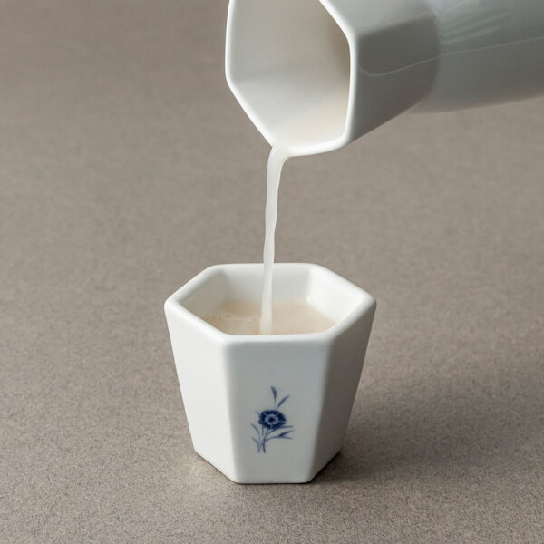 신세계인터넷면세점-쓰임-Cup-Mug-[뮷즈x쓰임] 백자청화초화문편병 주병 5P 세트