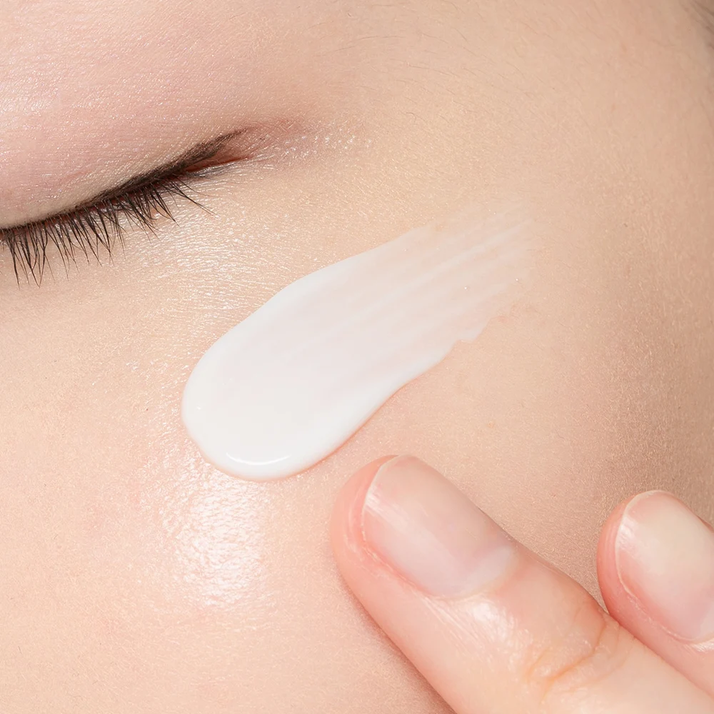 신세계인터넷면세점-아벤느-FacialCare-비타민 액티브 Cg 안티에이징 미백 크림 50ml