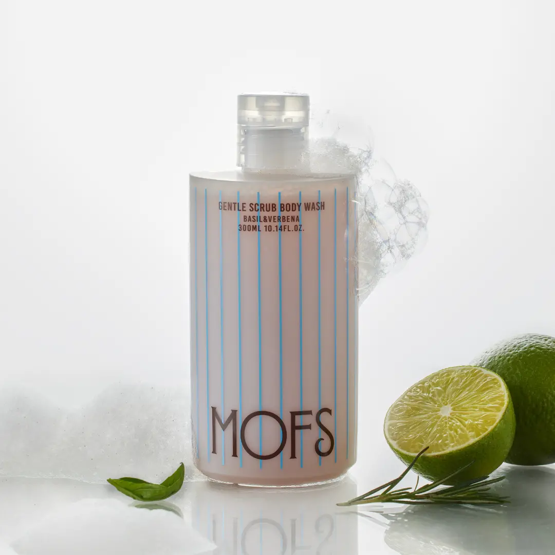신세계인터넷면세점-모먼오브어스-Shower-Bath-젠틀 스크럽 바디워시 바질&버베나 300ml