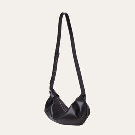 오위 슬링백 Ohwi Sling bag Black