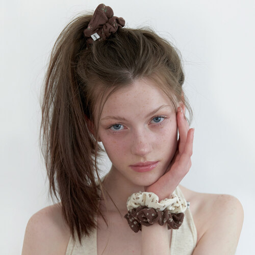 [3set] eyelet mini flower scrunch - brownie