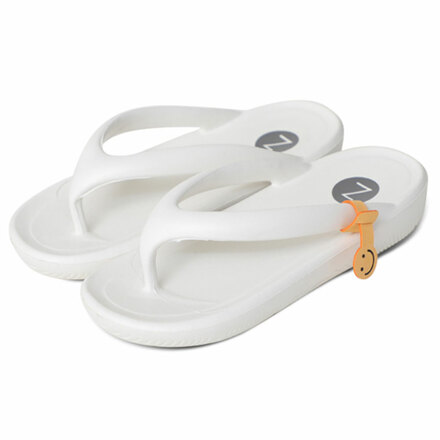 #WHITE / Hello Smile FlipFlop