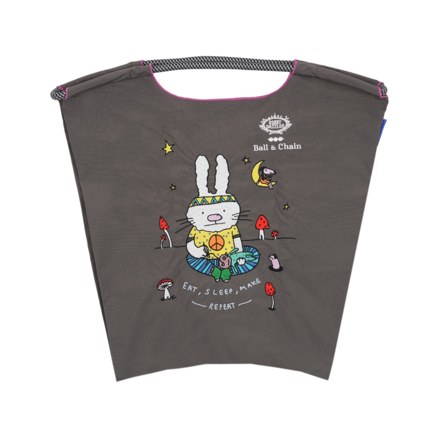 B.RABBIT C.GRAY M